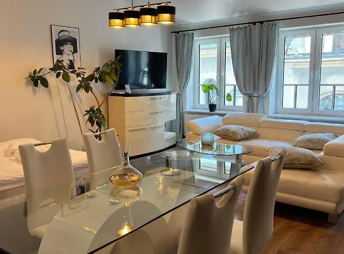 Pod Katedra Lägenhet